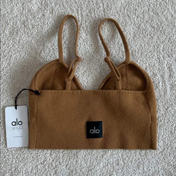 ALO Yoga Jet Set Cashmere Bra-NWT!! - Picture 2 of 10